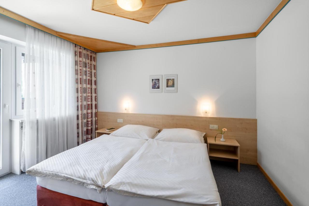 Haus Voglreiter - Inkl Sommerkarte, Zentrale Und Ruhige Lage, Garten Mit Spielplatz Kaprun Eksteriør billede